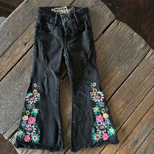 Compara Roxmary Black Floral Embroidered Flare Jeans Toddler Girls Size 2